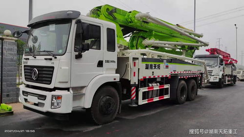 螺旋推進式混凝土攪拌一體泵車 農村市場的優(yōu)勢引擎